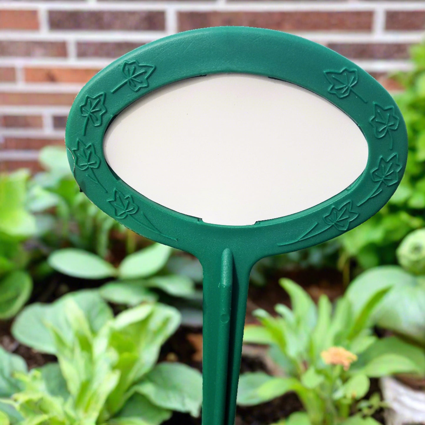 Writeable plant markers. 9 inch stake with vinyl insert